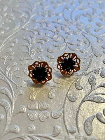N Flower  8  classic black  earrings